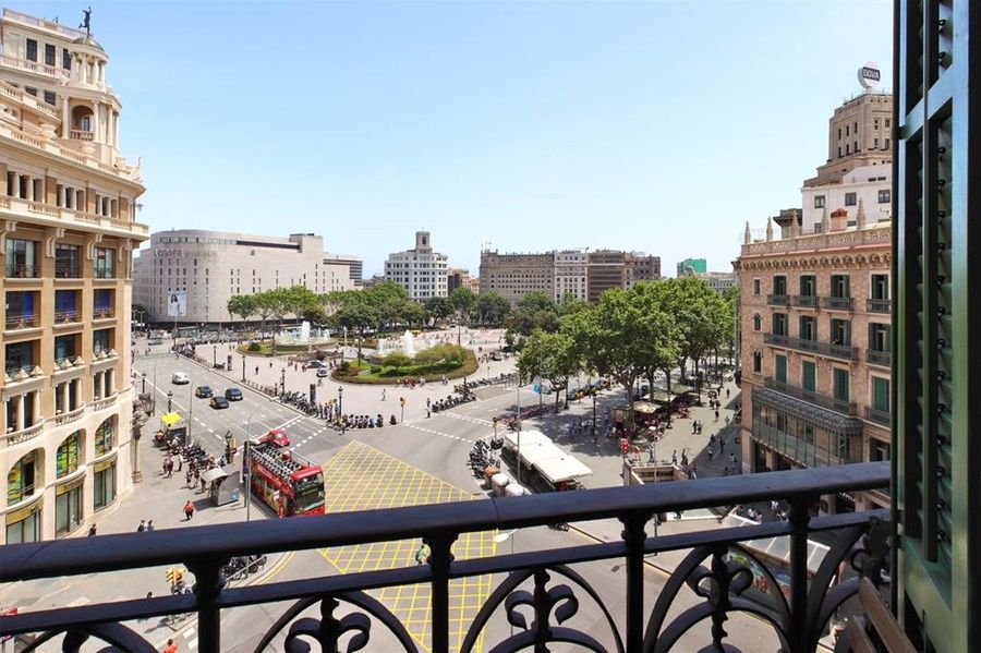 Hotel Ginebra Барселона Экстерьер фото